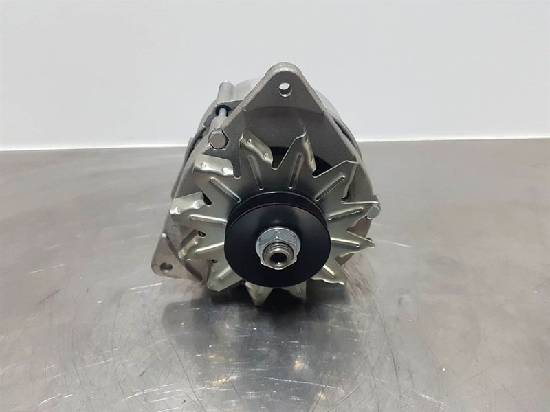 Terex Schaeff SKL843-14V 65A-Alternator/Lichtmaschine/Dynamo - Motor for Bygg og anlegg: bilde 2 Terex Schaeff SKL843-14V 65A-Alternator/Lichtmaschine/Dynamo - Motor for Bygg og anlegg: bilde 2