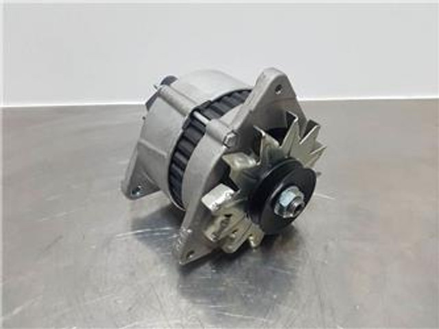 Terex Schaeff SKL843-14V 65A-Alternator/Lichtmaschine/Dynamo - Motor for Bygg og anlegg: bilde 1 Terex Schaeff SKL843-14V 65A-Alternator/Lichtmaschine/Dynamo - Motor for Bygg og anlegg: bilde 1