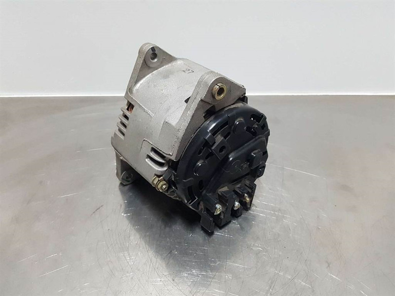 Terex Schaeff SKL873-28V 75A-Alternator/Lichtmaschine/Dynamo - Motor for Bygg og anlegg: bilde 4 Terex Schaeff SKL873-28V 75A-Alternator/Lichtmaschine/Dynamo - Motor for Bygg og anlegg: bilde 4