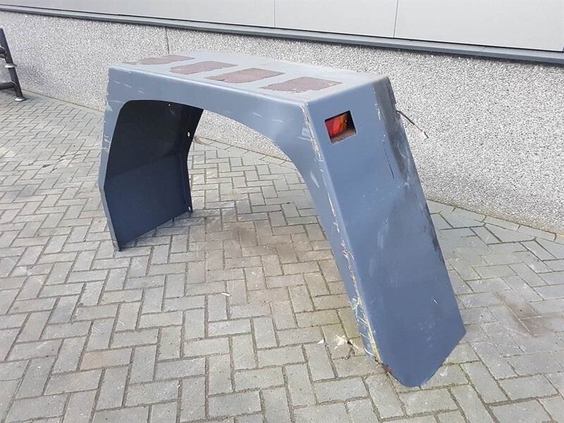 Terex TL210-0457006031-Mud guard/Kotfluegel/Spatbord - Ramme/ Chassis for Bygg og anlegg: bilde 3 Terex TL210-0457006031-Mud guard/Kotfluegel/Spatbord - Ramme/ Chassis for Bygg og anlegg: bilde 3