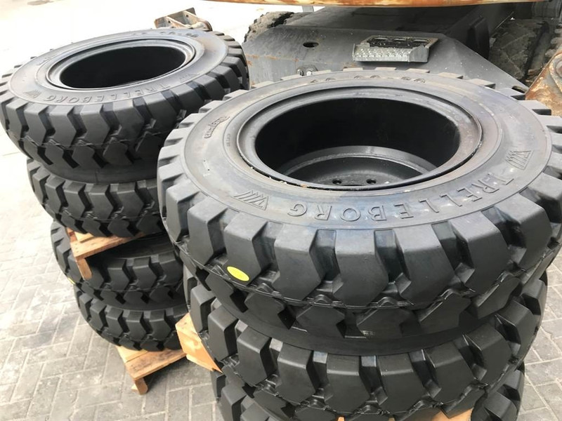 Trelleborg 12.00-20 Dual excavator solid-Tyre/Reifen/Banden - Dekk og felger for Bygg og anlegg: bilde 5 Trelleborg 12.00-20 Dual excavator solid-Tyre/Reifen/Banden - Dekk og felger for Bygg og anlegg: bilde 5