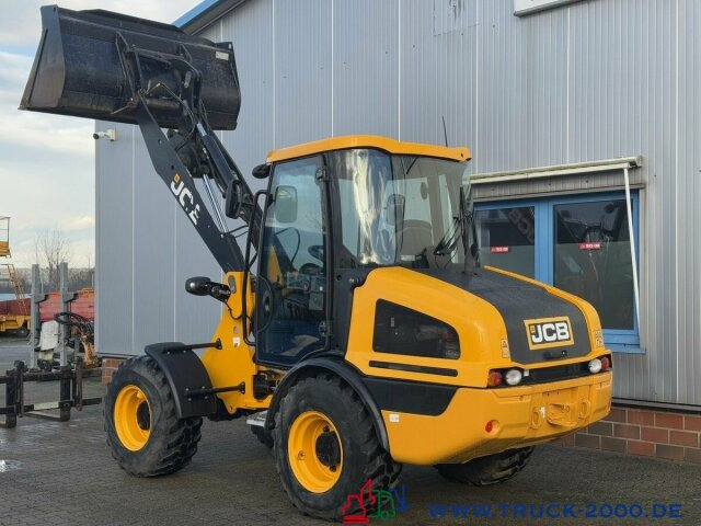 Hjullaster JCB 407 T4 4x4 Radlader Schutzkabine Schaufel +Gabel: bilde 6