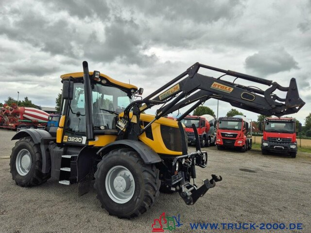 JCB Fastrac HMV 3230 2 Zapfwellen + Frontheber Stoll - Traktor: bilde 2 JCB Fastrac HMV 3230 2 Zapfwellen + Frontheber Stoll - Traktor: bilde 2