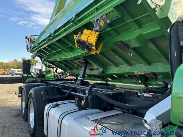MAN TGS 26.500 6x4 Meiller + Kran + Bordmatik 137TKM - Tippbil, Kranbil: bilde 2 MAN TGS 26.500 6x4 Meiller + Kran + Bordmatik 137TKM - Tippbil, Kranbil: bilde 2