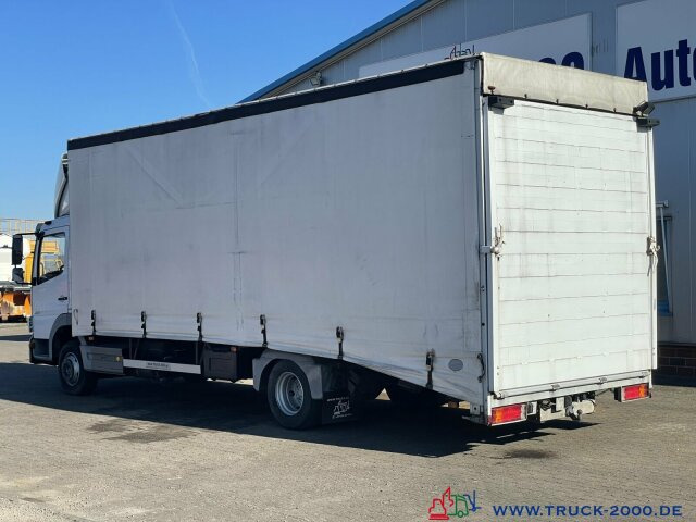 Mercedes-Benz 922 Atego Geschlossener Transport + el. Rampen - Transporter lastebil: bilde 2 Mercedes-Benz 922 Atego Geschlossener Transport + el. Rampen - Transporter lastebil: bilde 2