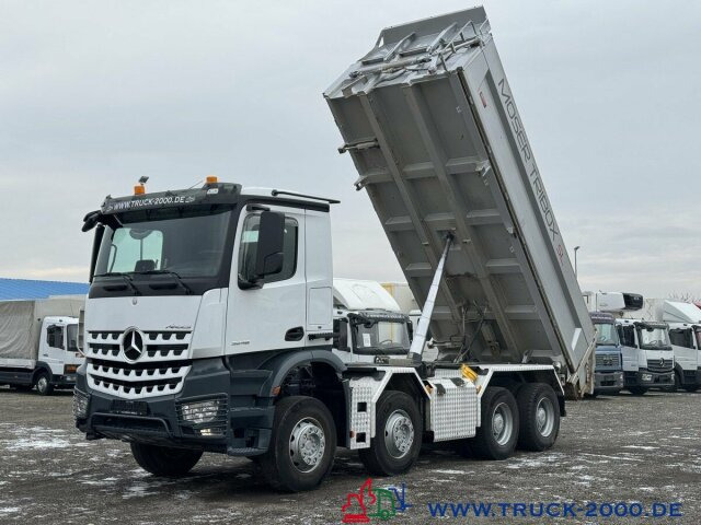 Mercedes-Benz Arocs 3248 8x4/4 Moser 3 Seiten Kipper Retarder - Tippbil: bilde 2 Mercedes-Benz Arocs 3248 8x4/4 Moser 3 Seiten Kipper Retarder - Tippbil: bilde 2