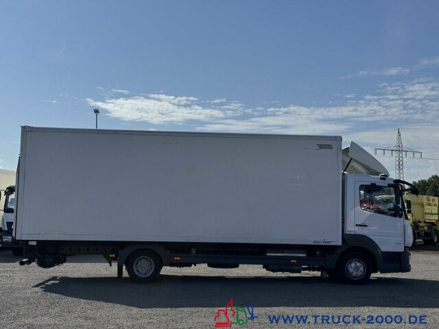 Mercedes-Benz Atego 818 Lang Koffer Ladebordwand BÄR 1.000kg - Varebil med skap: bilde 3 Mercedes-Benz Atego 818 Lang Koffer Ladebordwand BÄR 1.000kg - Varebil med skap: bilde 3