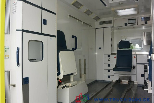 Mercedes-Benz Sprinter 516 CDI Intensiv- Rettung- Krankenwagen - Ambulanse: bilde 2 Mercedes-Benz Sprinter 516 CDI Intensiv- Rettung- Krankenwagen - Ambulanse: bilde 2