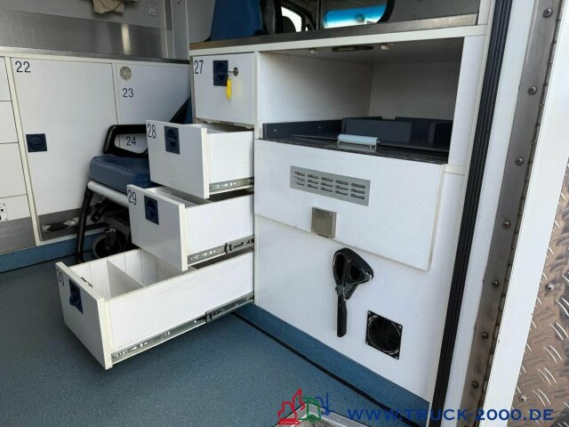 Mercedes-Benz Sprinter 516 Fahrtec RTW Luftfederung 1. Hand - Ambulanse: bilde 3 Mercedes-Benz Sprinter 516 Fahrtec RTW Luftfederung 1. Hand - Ambulanse: bilde 3