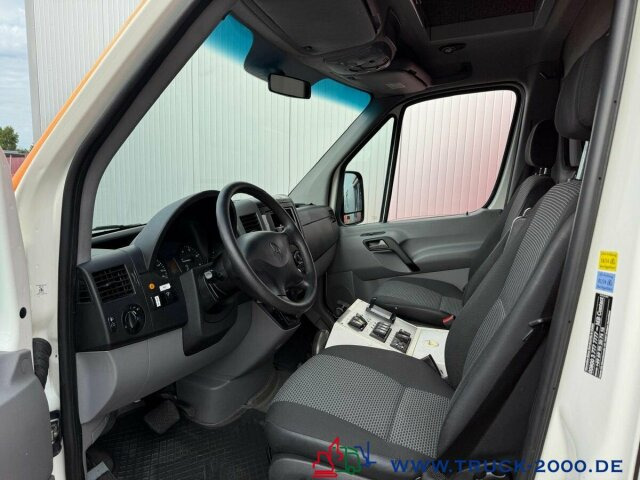 Mercedes-Benz Sprinter 516 Fahrtec RTW Luftfederung Retarder - Ambulanse: bilde 4 Mercedes-Benz Sprinter 516 Fahrtec RTW Luftfederung Retarder - Ambulanse: bilde 4