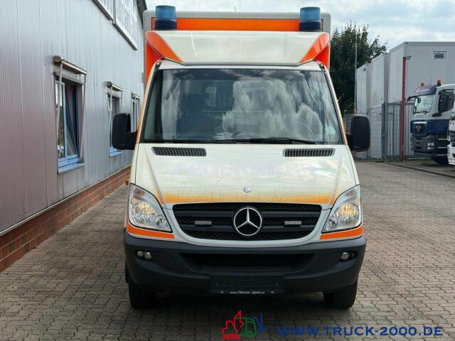 Mercedes-Benz Sprinter 516 Fahrtec RTW Luftfederung Retarder - Ambulanse: bilde 4 Mercedes-Benz Sprinter 516 Fahrtec RTW Luftfederung Retarder - Ambulanse: bilde 4