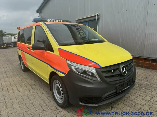Mercedes-Benz Vito 116 CDI 4x4 Notarzt Rettung Ambulance - Ambulanse: bilde 1 Mercedes-Benz Vito 116 CDI 4x4 Notarzt Rettung Ambulance - Ambulanse: bilde 1