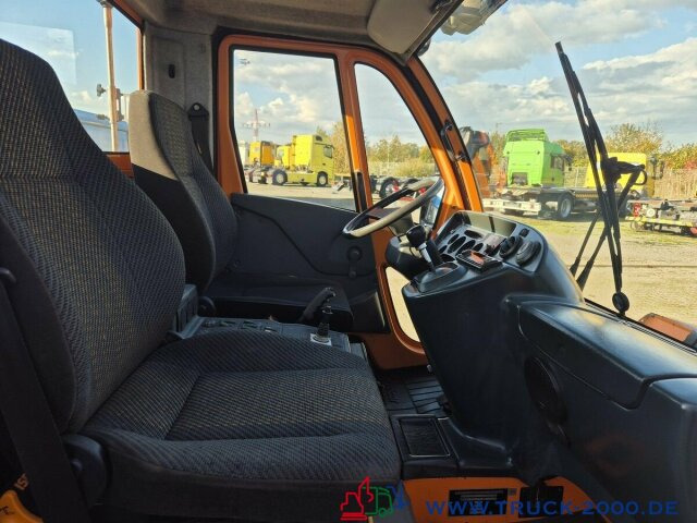 Multicar M30 Winterdienst inkl. Schneeschild +Salzstreuer - Varebil med tipp: bilde 3 Multicar M30 Winterdienst inkl. Schneeschild +Salzstreuer - Varebil med tipp: bilde 3