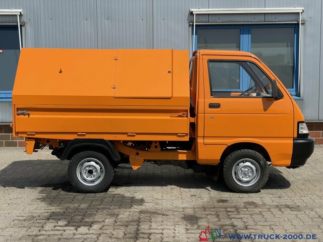 Søppelbil Piaggio Porter Kipper Müllwagen- Gehweg Reinigung 1.Hand: bilde 8