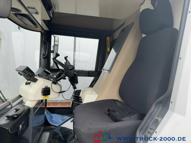 Ravo 540 3 Besensystem Sweeper + Sprühen 50 Km/h - Feiebil: bilde 5 Ravo 540 3 Besensystem Sweeper + Sprühen 50 Km/h - Feiebil: bilde 5