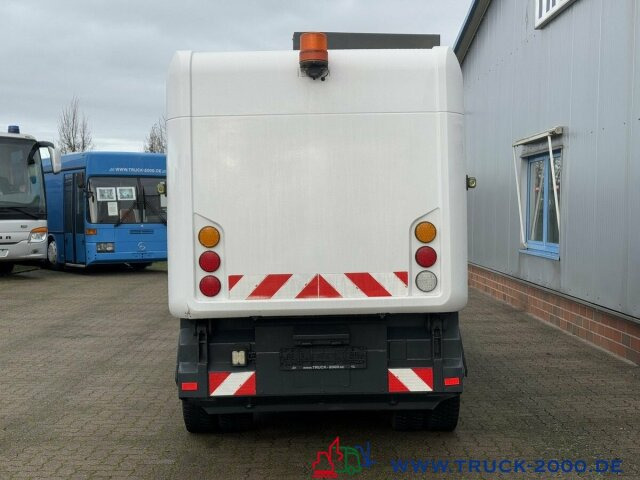 Ravo 540 3 Besensystem Sweeper + Sprühen 50 Km/h - Feiebil: bilde 4 Ravo 540 3 Besensystem Sweeper + Sprühen 50 Km/h - Feiebil: bilde 4