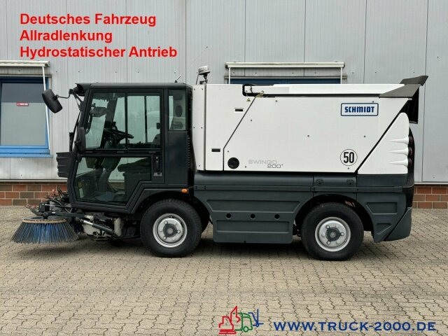 Schmidt Swingo 200+ Comp. 4 Radlenkung Kehren & Sprühen - Feiebil: bilde 1 Schmidt Swingo 200+ Comp. 4 Radlenkung Kehren & Sprühen - Feiebil: bilde 1
