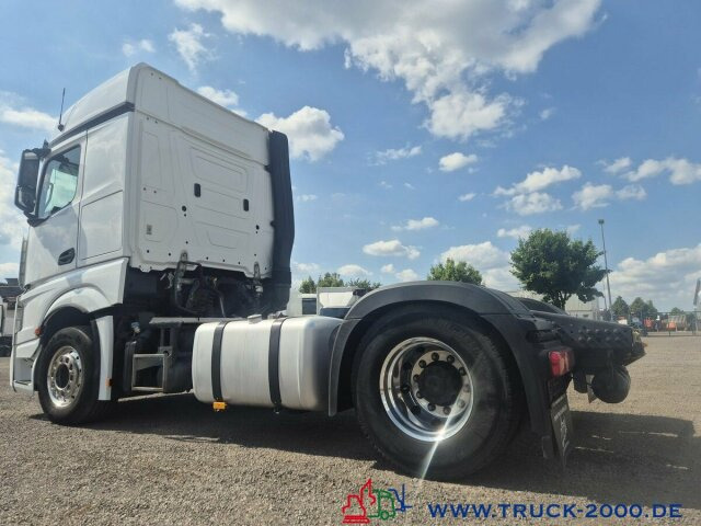 Trekkvogn Mercedes-Benz Actros 1846 Giga Space Retarder 2 Betten: bilde 10