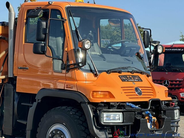 Brøytebil Unimog U400 Winterdienst Salzstreuer - *Schneeschild*: bilde 11