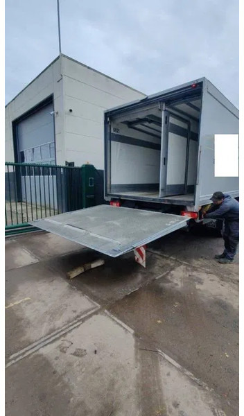 Dhollandia Laadklep / Achtersluitklep 2000 kg MBB / Palfinger / B.A.R. Cargolift - Bakløft: bilde 2 Dhollandia Laadklep / Achtersluitklep 2000 kg MBB / Palfinger / B.A.R. Cargolift - Bakløft: bilde 2