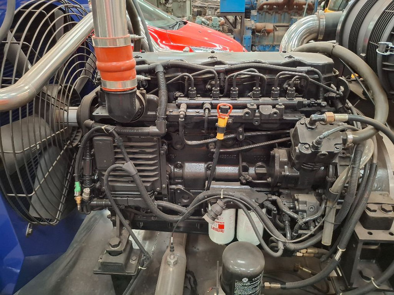 Cummins QSB6.7 WITH ECU CM2880 - Motor: bilde 3 Cummins QSB6.7 WITH ECU CM2880 - Motor: bilde 3