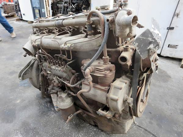 DAF 825 (DH825) - Motor: bilde 2 DAF 825 (DH825) - Motor: bilde 2