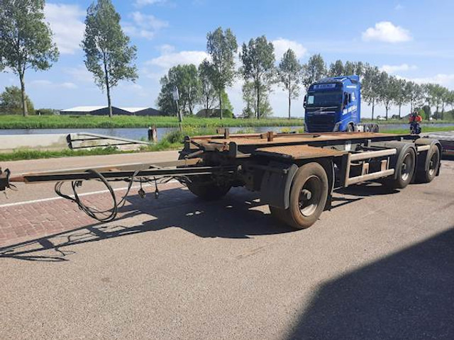 Floor FLA-3-101 - Container-transport/ Vekselflak semitrailer: bilde 1 Floor FLA-3-101 - Container-transport/ Vekselflak semitrailer: bilde 1