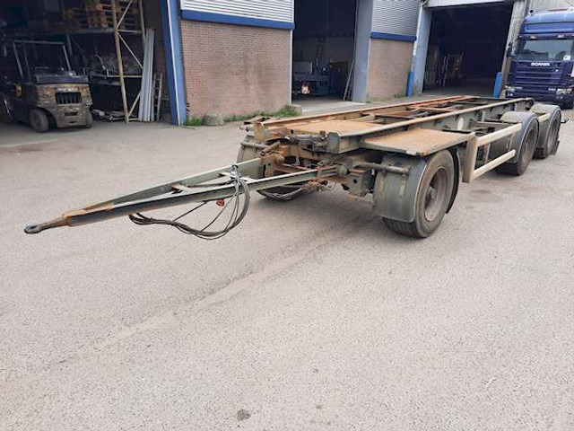 Floor FLA-3-101 - Container-transport/ Vekselflak semitrailer: bilde 1 Floor FLA-3-101 - Container-transport/ Vekselflak semitrailer: bilde 1