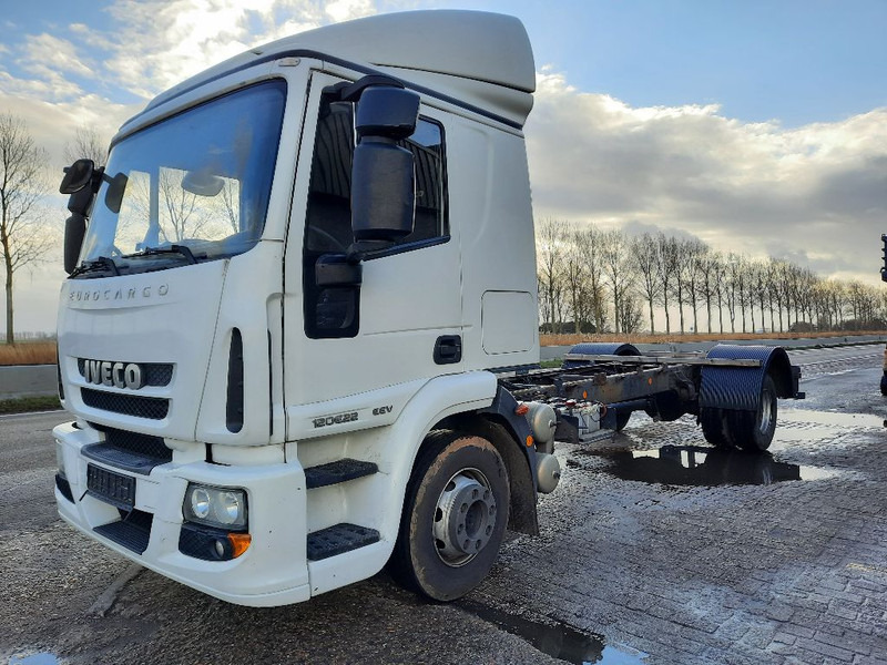 Iveco 120E22 - Chassis lastebil: bilde 1 Iveco 120E22 - Chassis lastebil: bilde 1