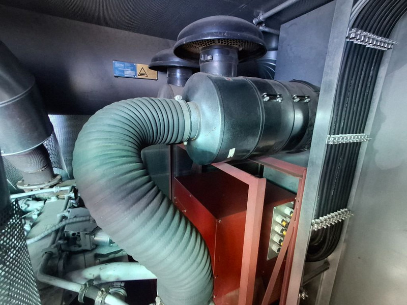 MTU (MERCEDES-BENZ) 6V396 - Elektrisk generator: bilde 4 MTU (MERCEDES-BENZ) 6V396 - Elektrisk generator: bilde 4