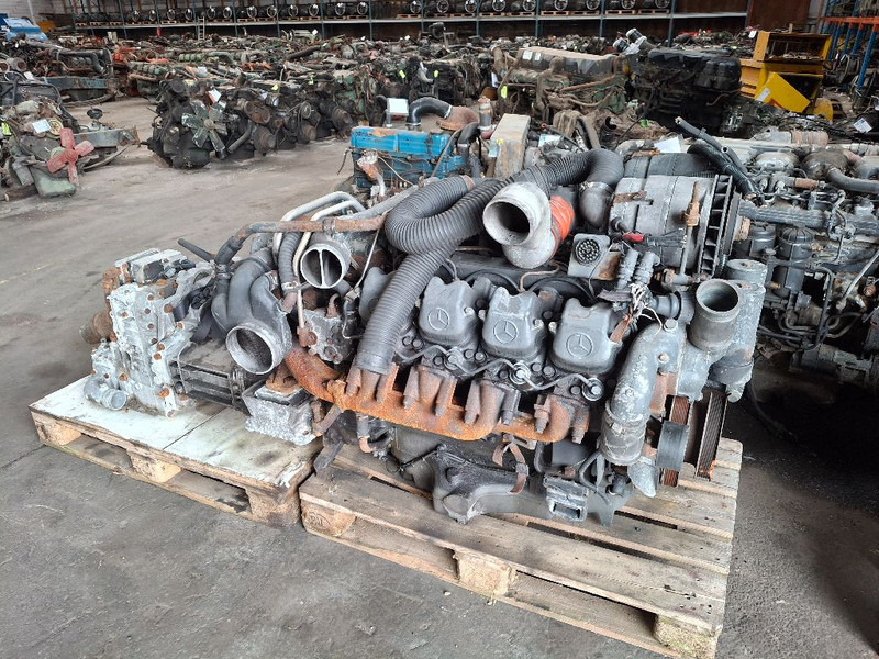 Mercedes-Benz OM442LA - Motor: bilde 1 Mercedes-Benz OM442LA - Motor: bilde 1