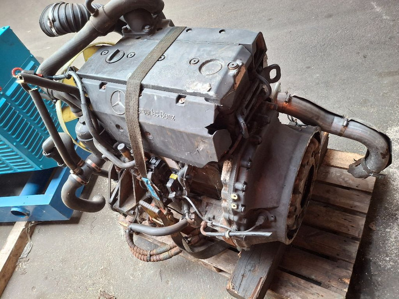 Mercedes-Benz OM904LA - Motor: bilde 3 Mercedes-Benz OM904LA - Motor: bilde 3