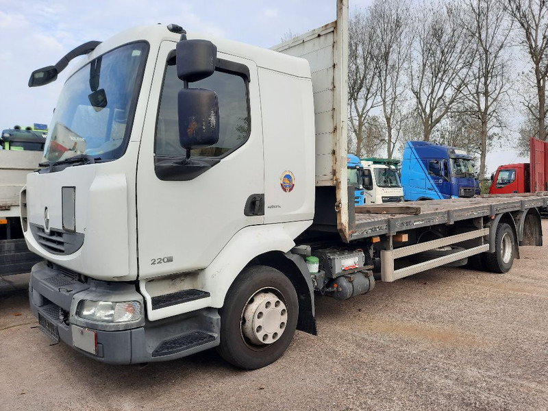 Renault MIDLUM 220 - Chassis lastebil: bilde 1 Renault MIDLUM 220 - Chassis lastebil: bilde 1