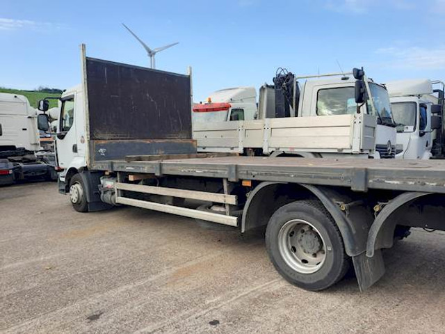 Renault MIDLUM 220 - Chassis lastebil: bilde 2 Renault MIDLUM 220 - Chassis lastebil: bilde 2