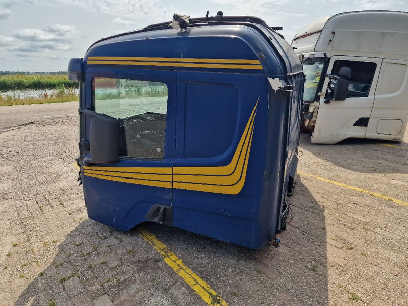 Scania R124 SLEEPER CAB - Førerhus og interiør: bilde 3 Scania R124 SLEEPER CAB - Førerhus og interiør: bilde 3