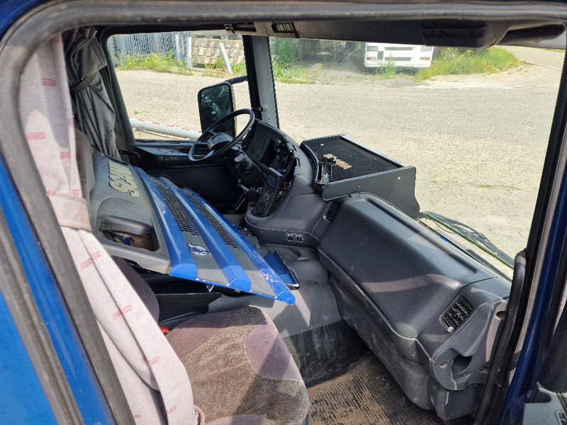 Scania R124 SLEEPER CAB - Førerhus og interiør: bilde 5 Scania R124 SLEEPER CAB - Førerhus og interiør: bilde 5