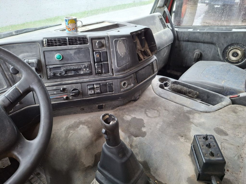 Volvo FM 12-380 8X4 STEEL SUSPENSION - Tippbil: bilde 2 Volvo FM 12-380 8X4 STEEL SUSPENSION - Tippbil: bilde 2