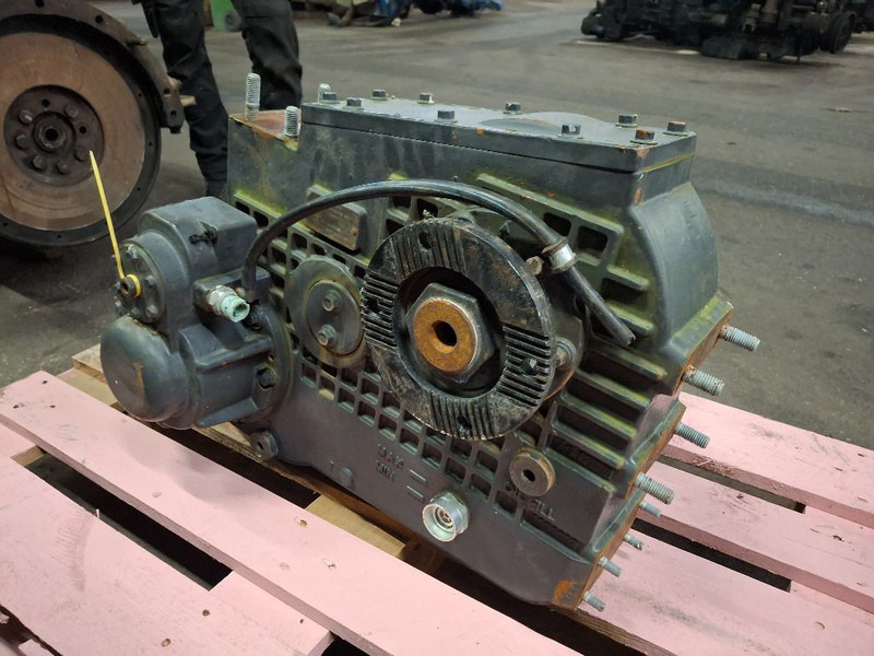 Volvo VT2501TB ATC - Girkasse: bilde 4 Volvo VT2501TB ATC - Girkasse: bilde 4