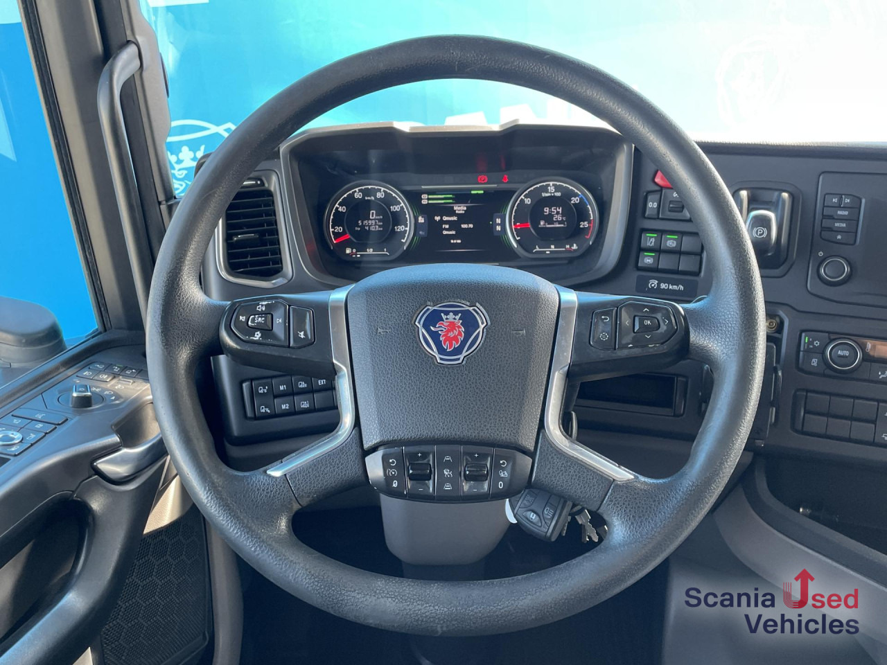 SCANIA R 410 A4x2NA RETARDER ADR FL LED ACC - Trekkvogn: bilde 3 SCANIA R 410 A4x2NA RETARDER ADR FL LED ACC - Trekkvogn: bilde 3