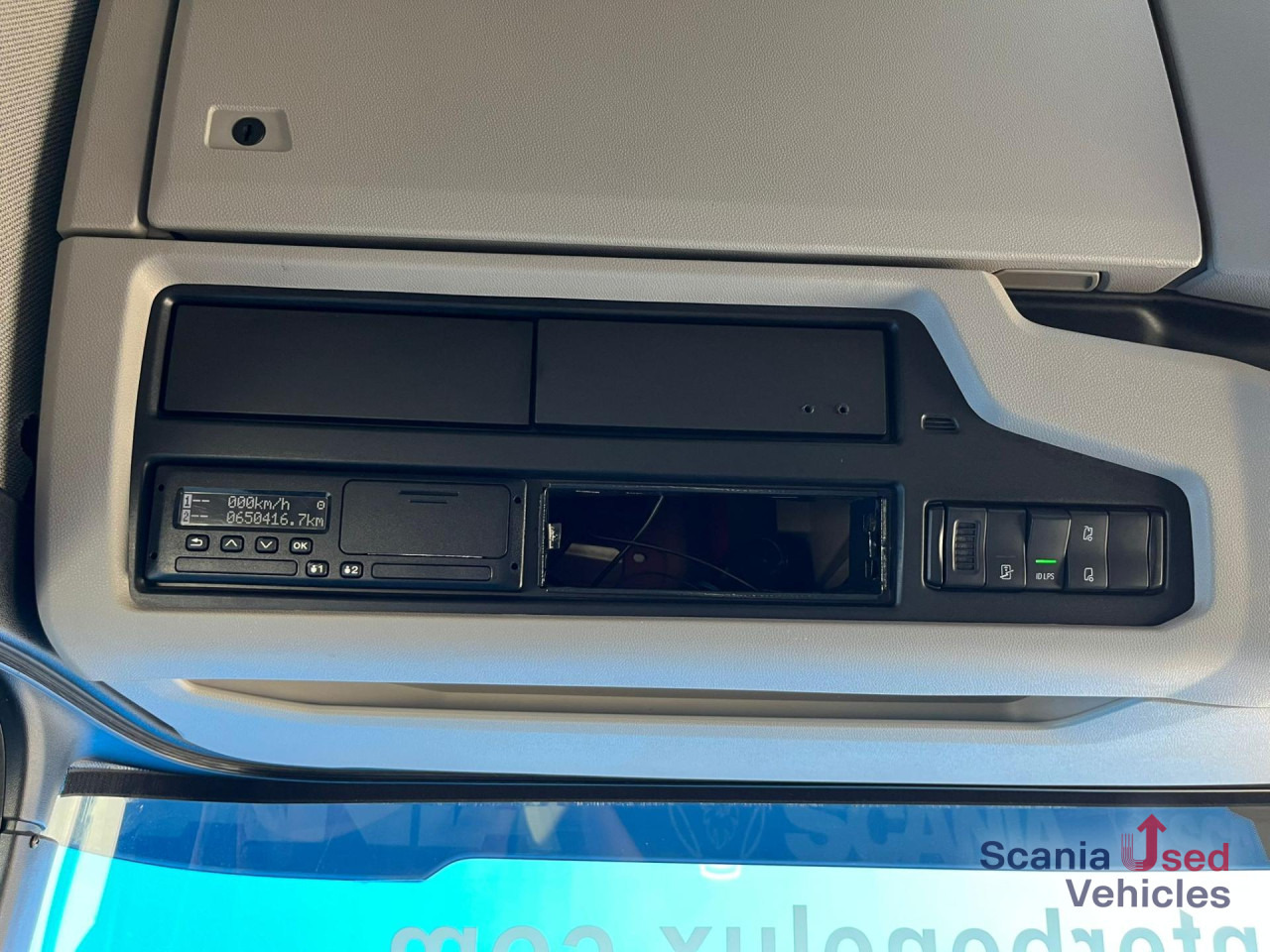 SCANIA R 450 A6x2/4NA RETARDER HYDRO LED NAVI - Trekkvogn: bilde 5 SCANIA R 450 A6x2/4NA RETARDER HYDRO LED NAVI - Trekkvogn: bilde 5