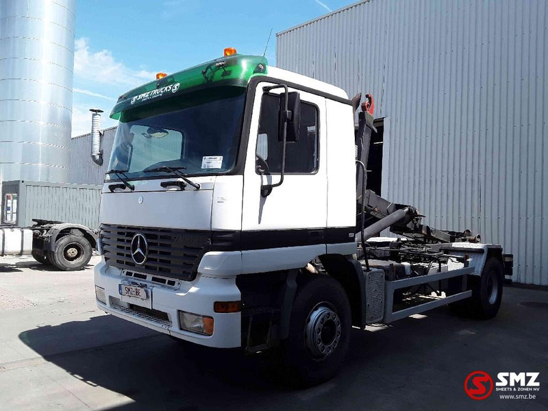 Mercedes-Benz Actros 1831 manual lames airco belgium truck - Container-transport/ Vekselflak lastebil: bilde 3 Mercedes-Benz Actros 1831 manual lames airco belgium truck - Container-transport/ Vekselflak lastebil: bilde 3
