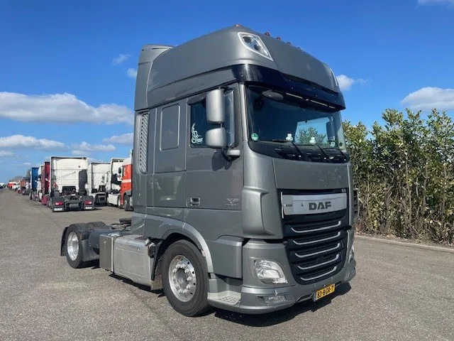 DAF XF 440 FT Euro6 Low Deck - Trekkvogn: bilde 1 DAF XF 440 FT Euro6 Low Deck - Trekkvogn: bilde 1