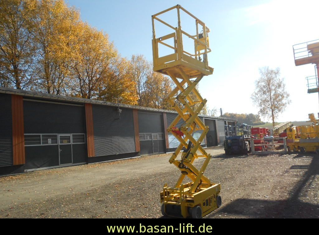 Genie GS 1330, Leichtscherenarbeitsbühne Genie 5,9 m Genie GS 1330, Leichtscherenarbeitsbühne Genie 5,9 m - Sakselift: bilde 2 Genie GS 1330, Leichtscherenarbeitsbühne Genie 5,9 m Genie GS 1330, Leichtscherenarbeitsbühne Genie 5,9 m - Sakselift: bilde 2