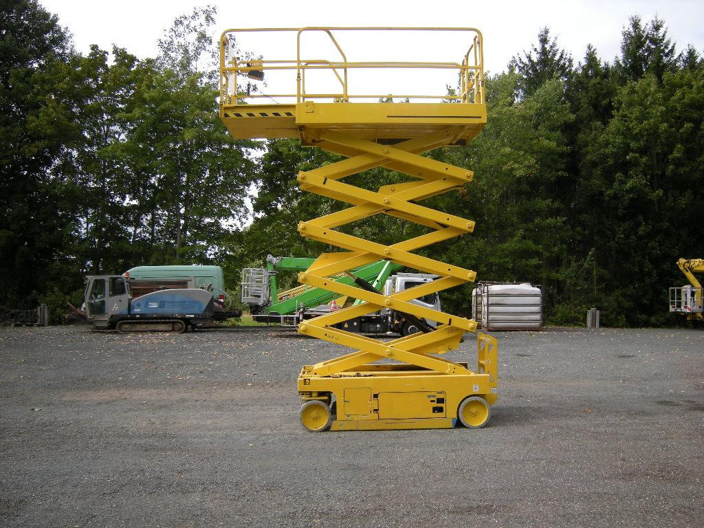 Genie GS 3246 Scherenarbeitsbühne 11,9 m - Sakselift: bilde 3 Genie GS 3246 Scherenarbeitsbühne 11,9 m - Sakselift: bilde 3