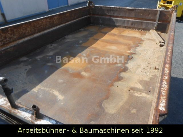 Tippbil, Kranbil Mercedes-Benz MB 1717 AK Kipper Allrad mit Kran Atlas 100.1: bilde 17
