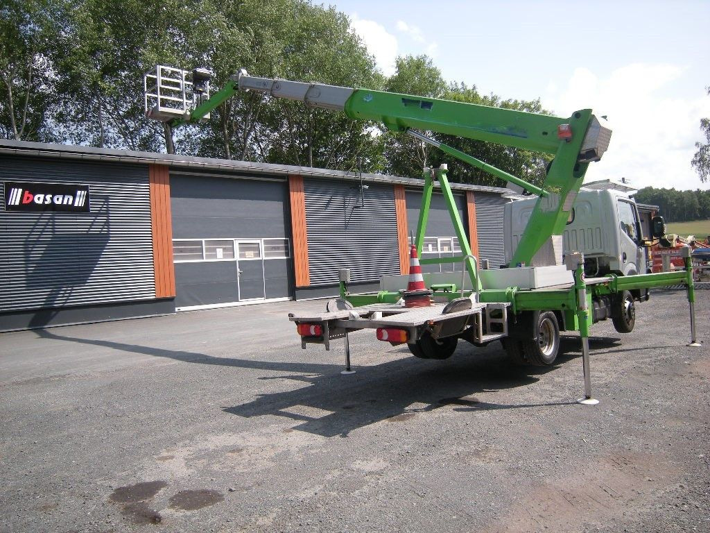 Nissan NT 400 Cabstar mit Palfinger P260BK, 21m - Billift: bilde 1 Nissan NT 400 Cabstar mit Palfinger P260BK, 21m - Billift: bilde 1