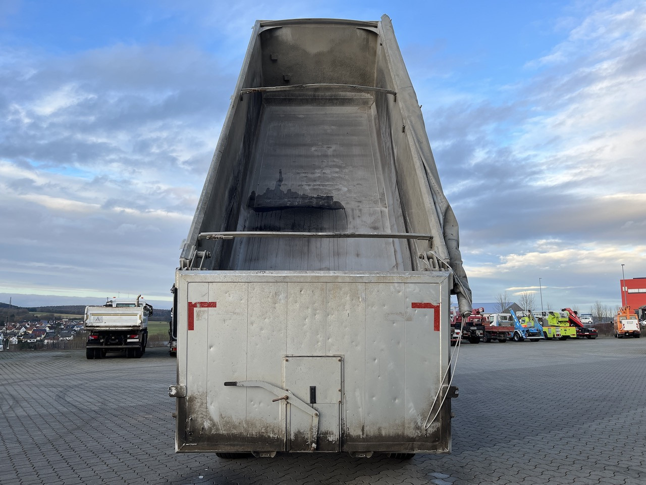 Kempf SKM 35 3 Thermo Mulde - Tippsemi: bilde 2 Kempf SKM 35 3 Thermo Mulde - Tippsemi: bilde 2