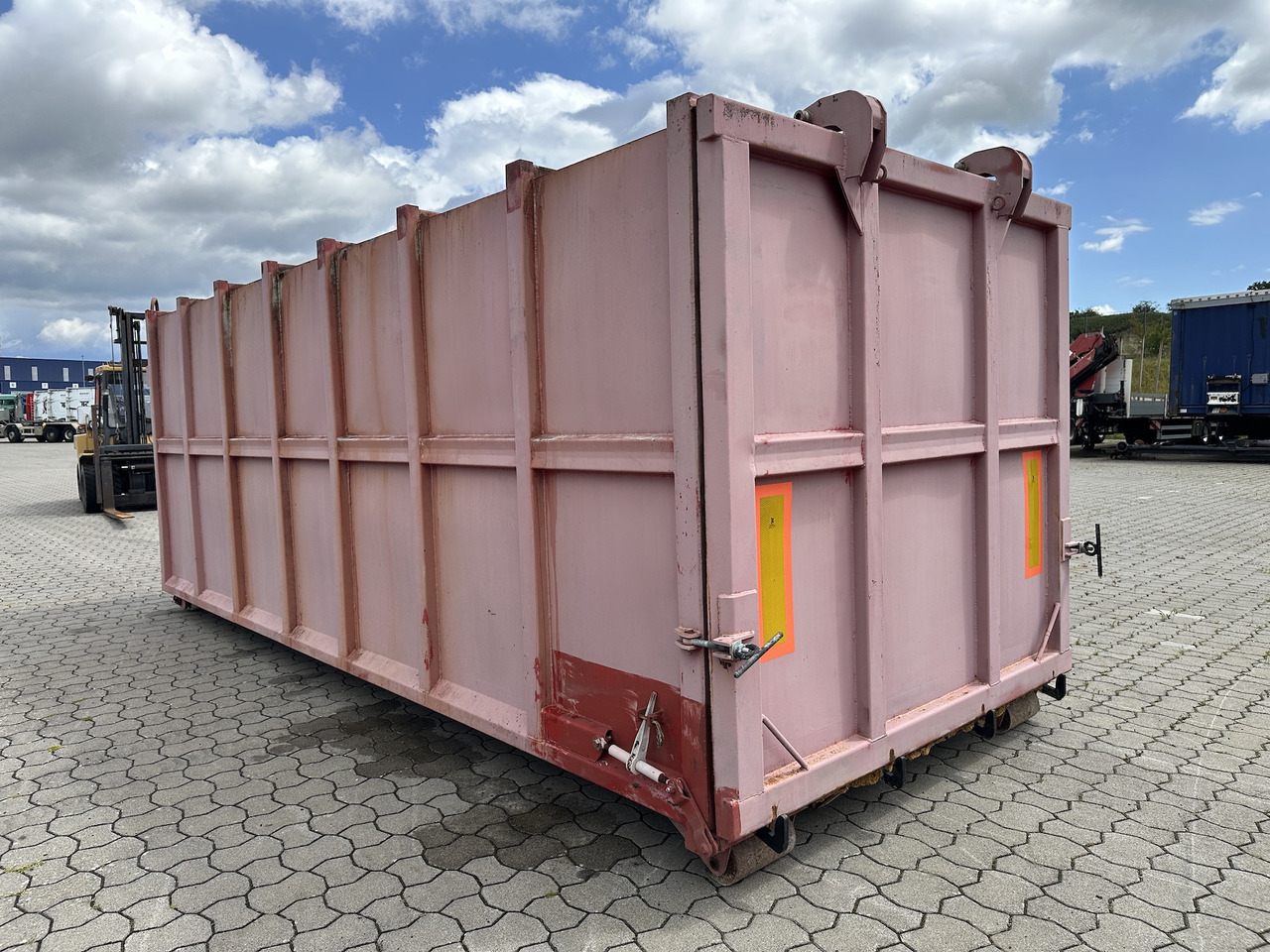 Mercedes-Benz Wassercontainer Mulde 30 cbm Silo für Abrollkipper - Lastebil: bilde 5 Mercedes-Benz Wassercontainer Mulde 30 cbm Silo für Abrollkipper - Lastebil: bilde 5