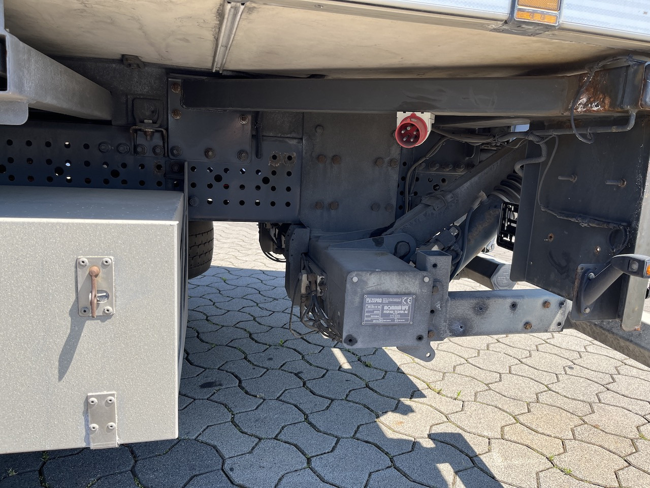 Mercedes-Benz Antos 1840 4x4 HAD LBW Kühlung Flüssigstickstoff - Lastebil med kjøl: bilde 5 Mercedes-Benz Antos 1840 4x4 HAD LBW Kühlung Flüssigstickstoff - Lastebil med kjøl: bilde 5