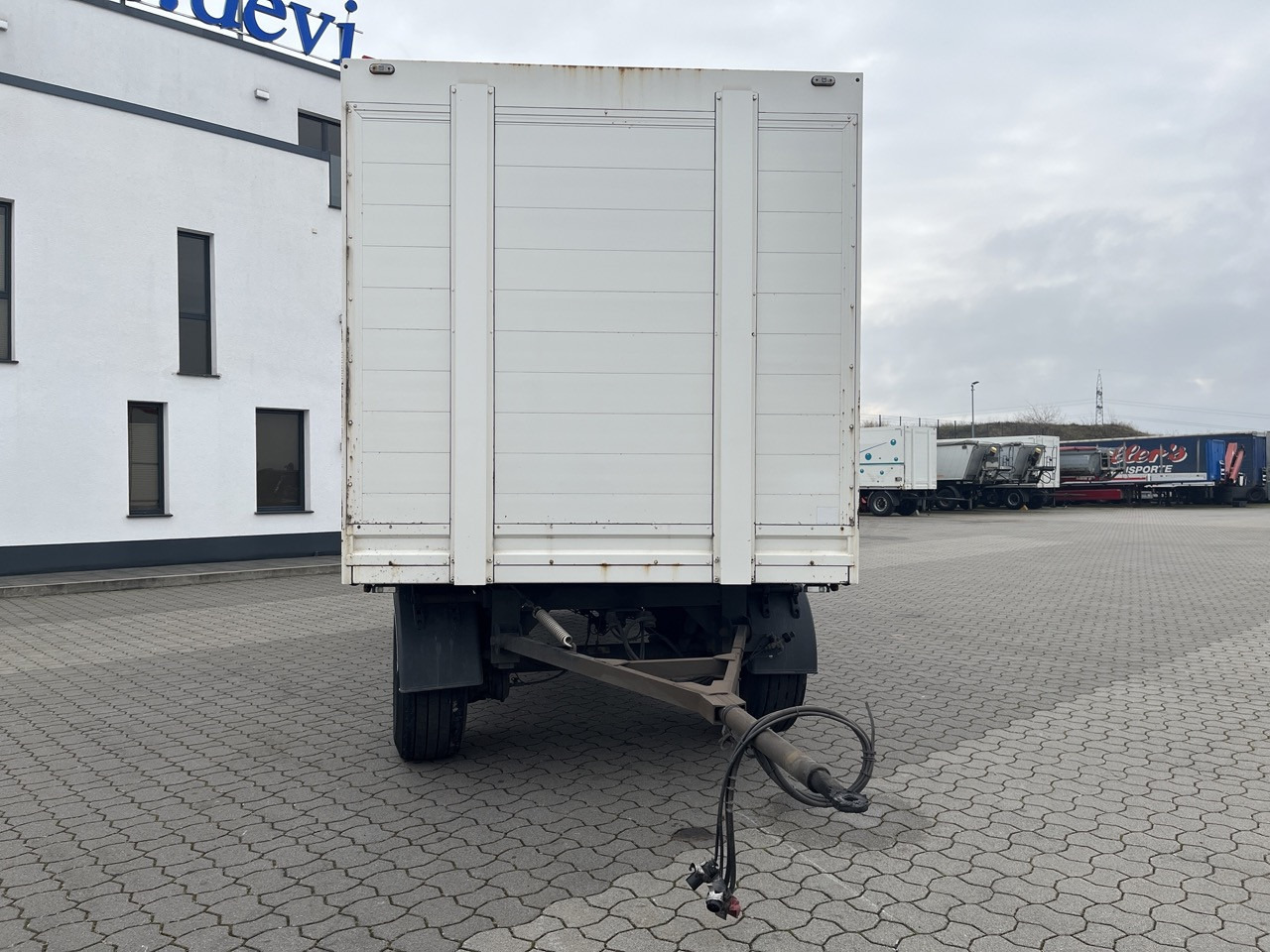 Orten PRASQ18 Getränke 7,30 m - Distribusjon av drikkevarer tilhenger: bilde 3 Orten PRASQ18 Getränke 7,30 m - Distribusjon av drikkevarer tilhenger: bilde 3